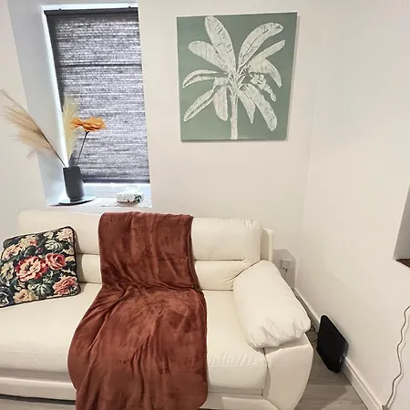 Appartement Grand 5 Lits Wi-fi & Parking Julien Les Metz *