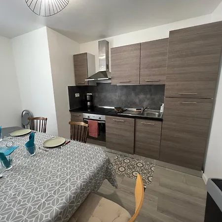 شقة Grand 5 Lits Wi-fi & Parking Julien Les Metz *