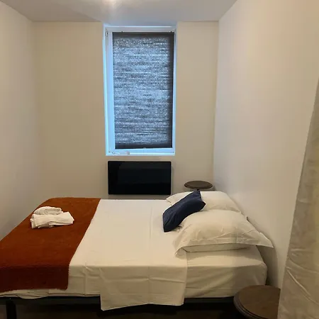 Grand 5 Lits Wi-fi & Parking Julien Les Metz Appartement