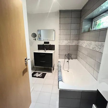 Grand 5 Lits Wi-fi & Parking Julien Les Metz * Saint-Julien-lès-Metz