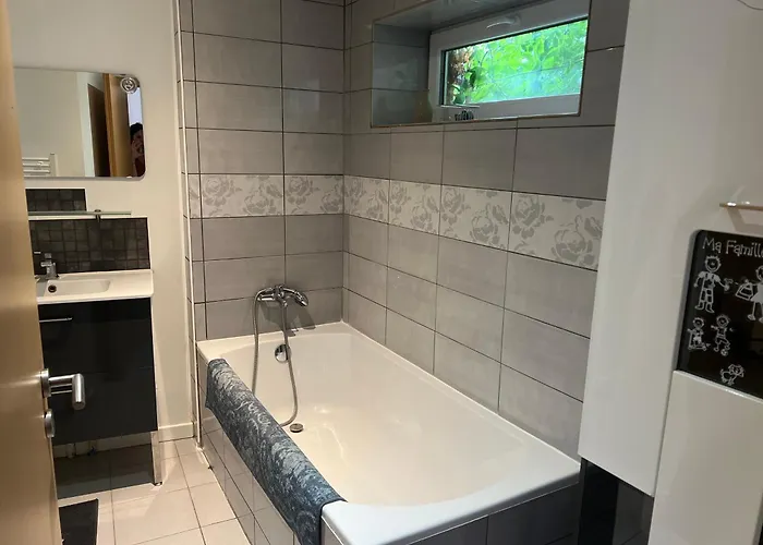 Grand 5 Lits Wi-fi & Parking Julien Les Metz